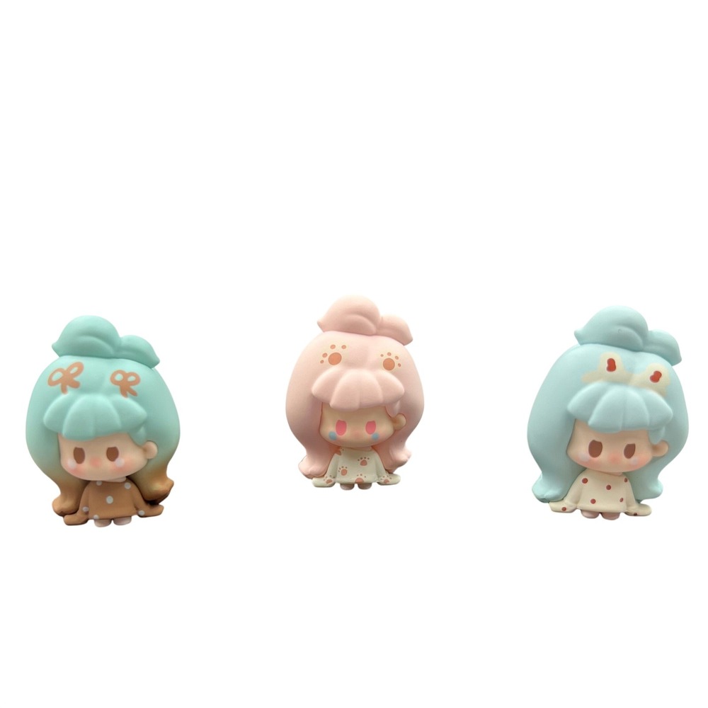 NuNu Kawaii Girl Pastel Mini Figure Lot of 3 Pink and Blue Hair Collectibles